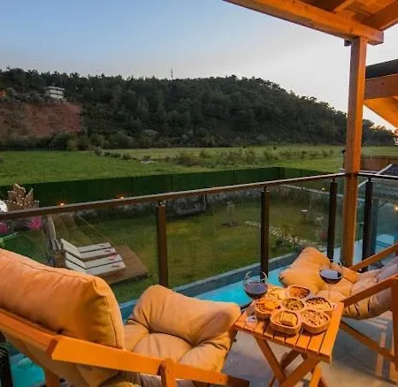 Villa Nur Nefes Apartman Kaş